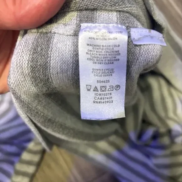 LOFT Women’s Small Gray and White Striped Boatneck Long Sweater - Picture 8 of 8